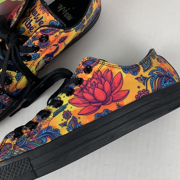 Yes We Vibe low top sneakers - Picture 5 of 13